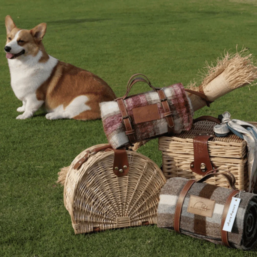 Little Dayz Boutique Semi Round Picnic Basket - Image 4