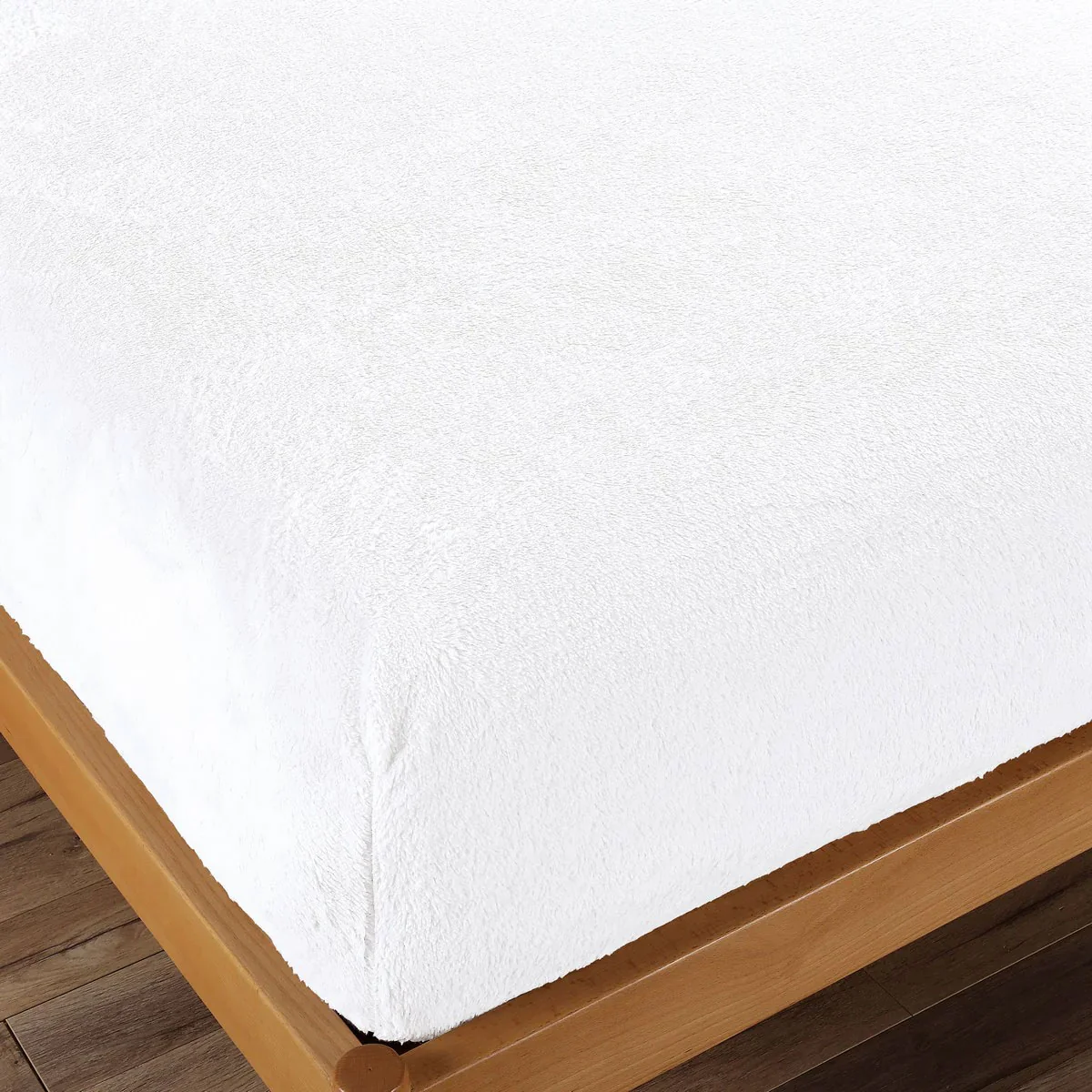 Ramesses Teddy Fleece Fitted Sheet Combo Set White Queen - Image 3
