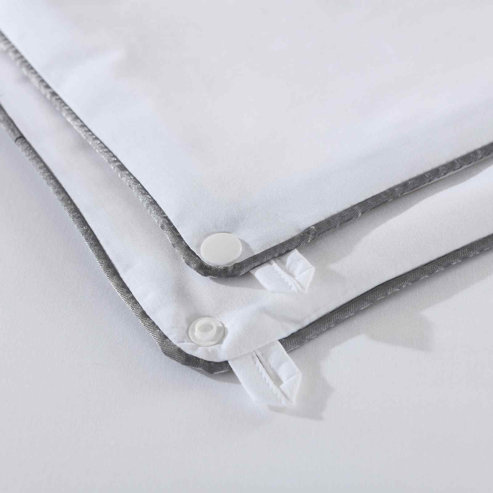 Royal Comfort 100% Silk Quilt - Super King - Image 5