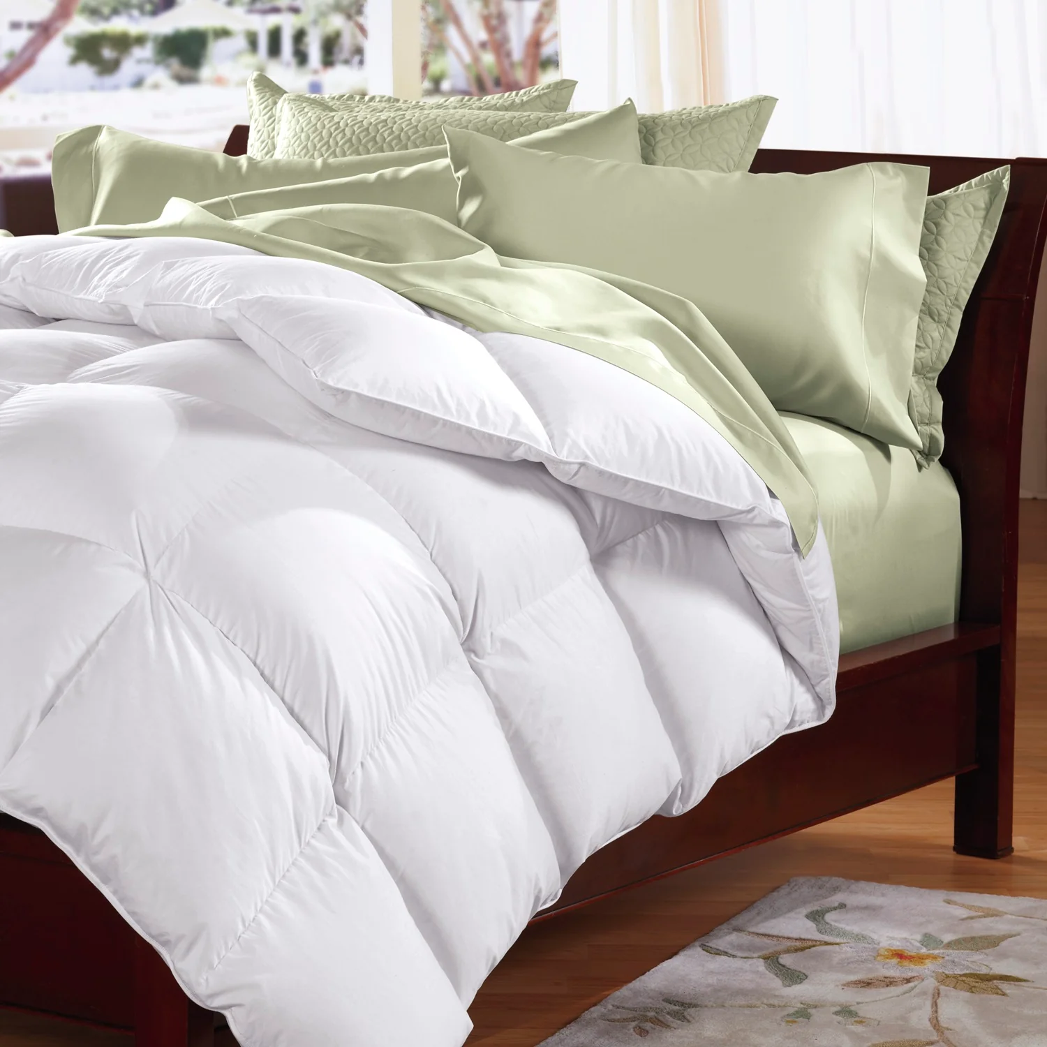Royal Comfort Goose Feather & Down Quilt - King Single - Image 2